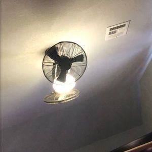 Meet your Posher, Bobby